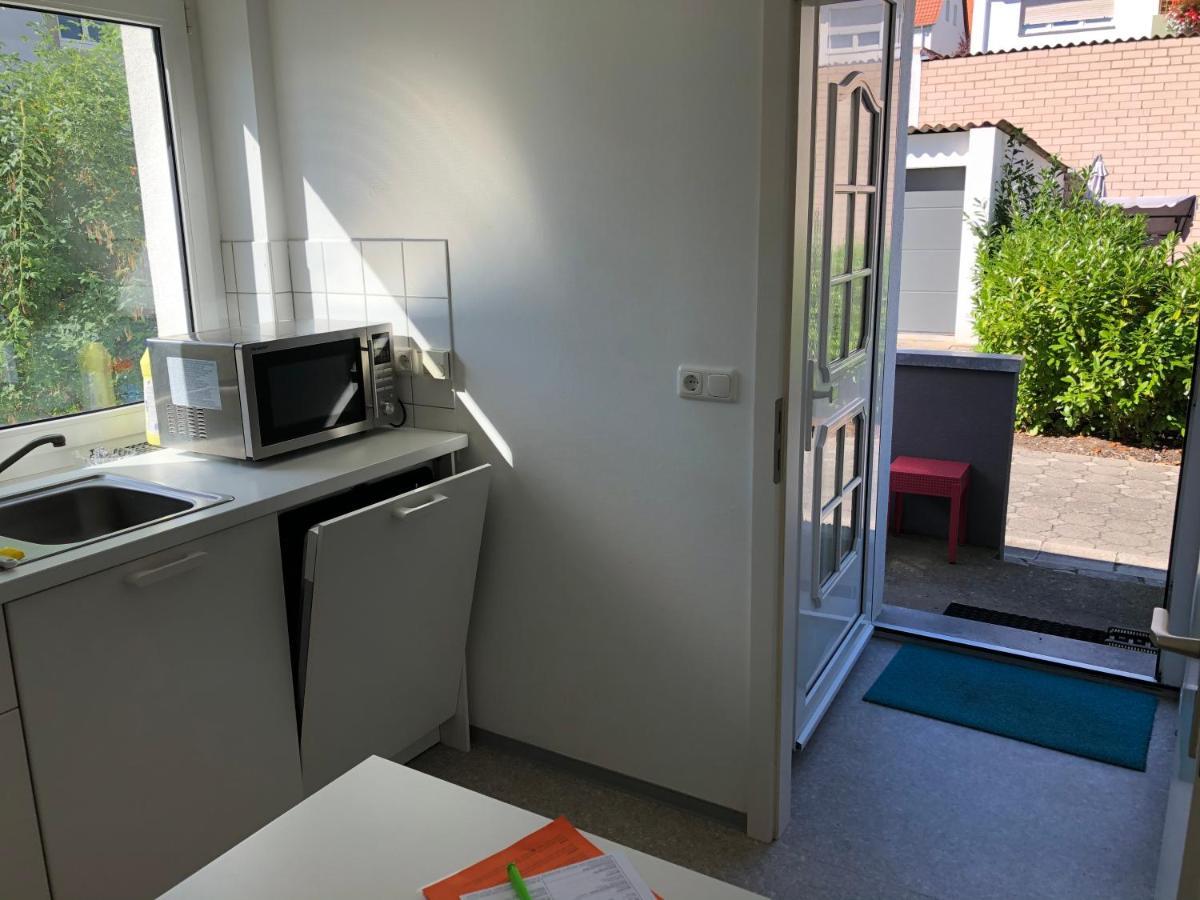 Altstadt Naehe 7 Min Fussweg Ueber Alte Maibruecke Zu Pension Mit Balkon & Garten, Ideal For Long Stay, Relocation Ochsenfurt Exteriör bild