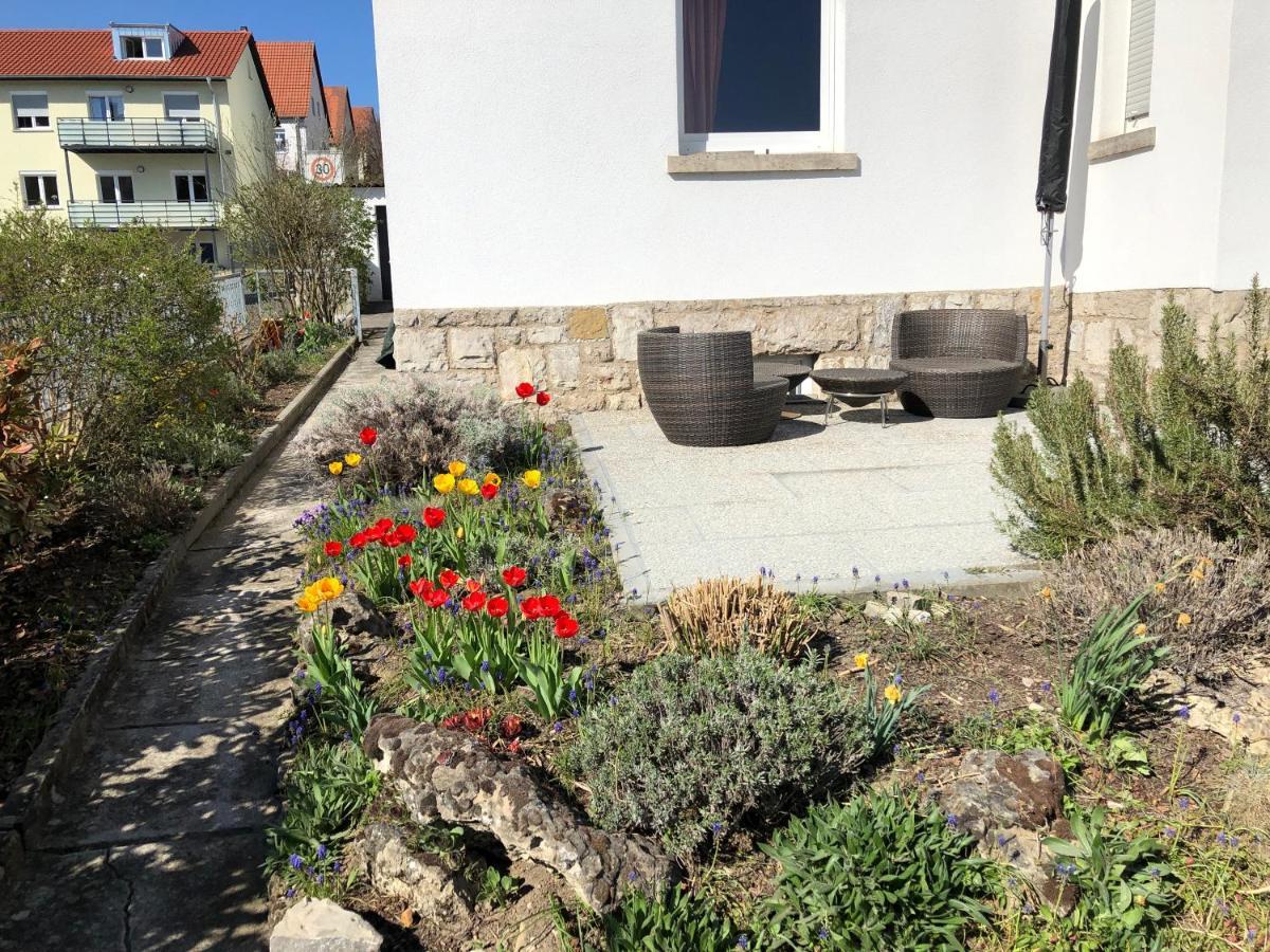 Altstadt Naehe 7 Min Fussweg Ueber Alte Maibruecke Zu Pension Mit Balkon & Garten, Ideal For Long Stay, Relocation Ochsenfurt Exteriör bild