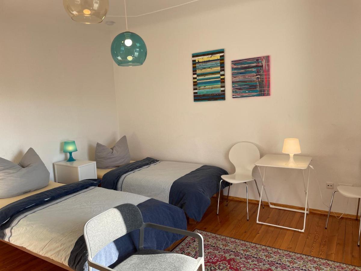 Altstadt Naehe 7 Min Fussweg Ueber Alte Maibruecke Zu Pension Mit Balkon & Garten, Ideal For Long Stay, Relocation Ochsenfurt Exteriör bild